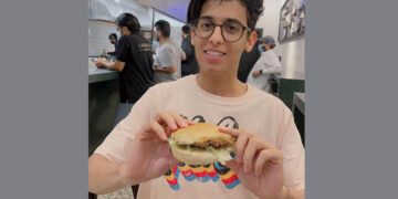 Entrepreneur Amjad Shuwayhi: Are you a Foodie? Wanna explore Restaurants and cafes?