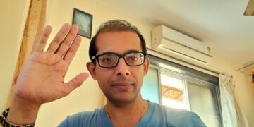 The story of a 45-year-old Mumbai college dropout who became a millionaire through small investments despite adversity