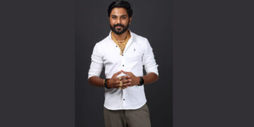 Rahul Borole, a young and dynamic social worker and politician, gained widespread recognition for his philanthropic work around Aurangabad