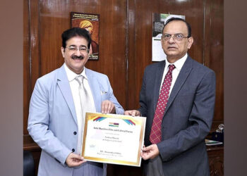 High Commissioner Dillum and Media Personality Sandeep Marwah Unveil the Indo Mauritius Film and Cultural Forum