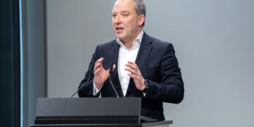 LANXESS expects earnings improvement for fiscal year 2024