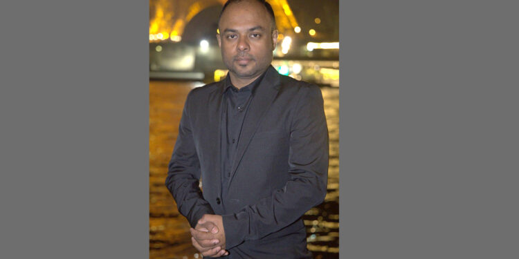 From Street Corners to Social Stardom: The Unstoppable Rise of Jiboombaa in Paris 